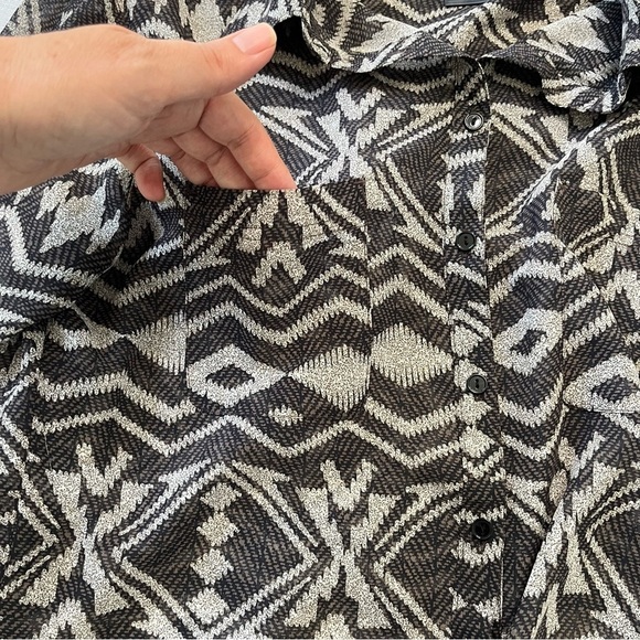 Kardashian Kollection Shirt Sheer Button Roll Tab Sleeve Animal Print Size XS - Picture 9 of 9